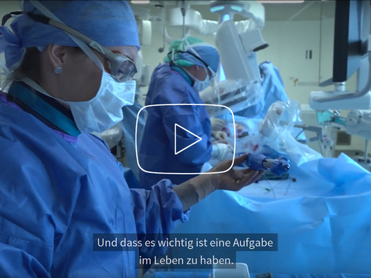Immanuel Albertinen Diakonie - Immanuel Klinikum Bernau - Karriere - Nachrichten - Pflege - Jobgold auf Youtube und Instagram